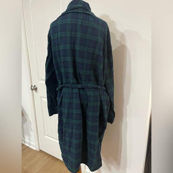 L.L. Bean Green Plaid Women's robe - Picture 3 of 4